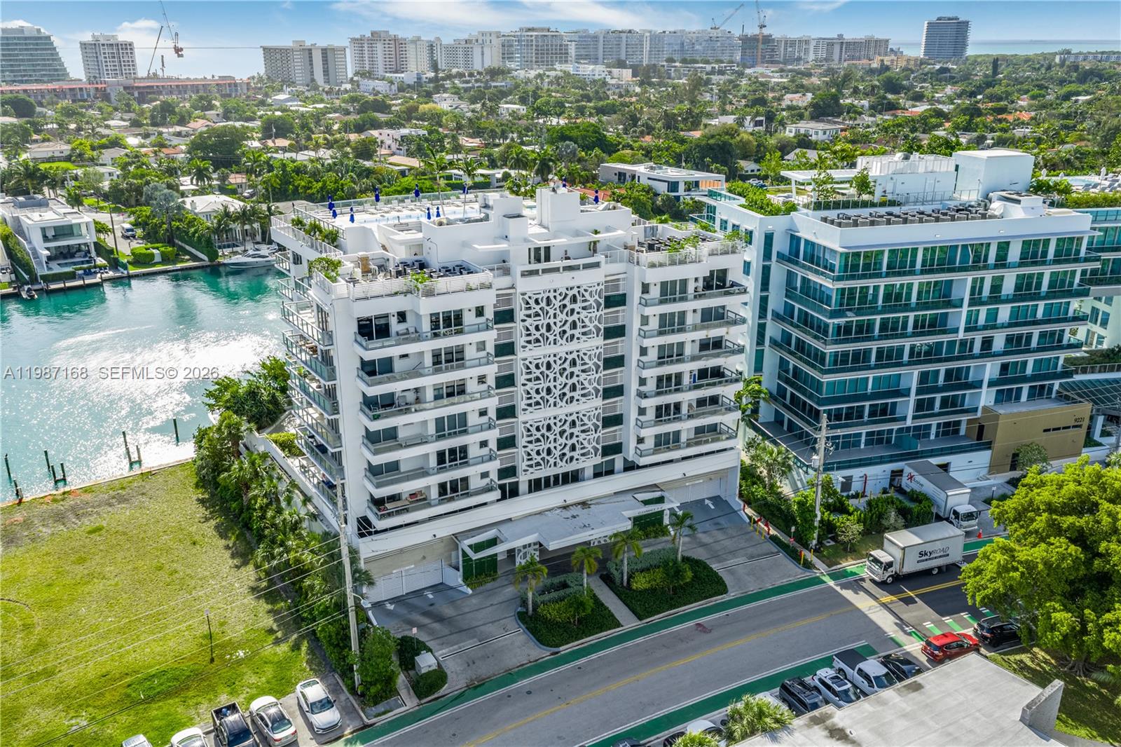 THE IVORY RESIDENCE CONDO - Residential