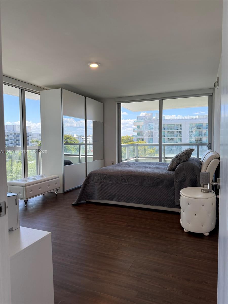 THE IVORY RESIDENCE CONDO - Residential