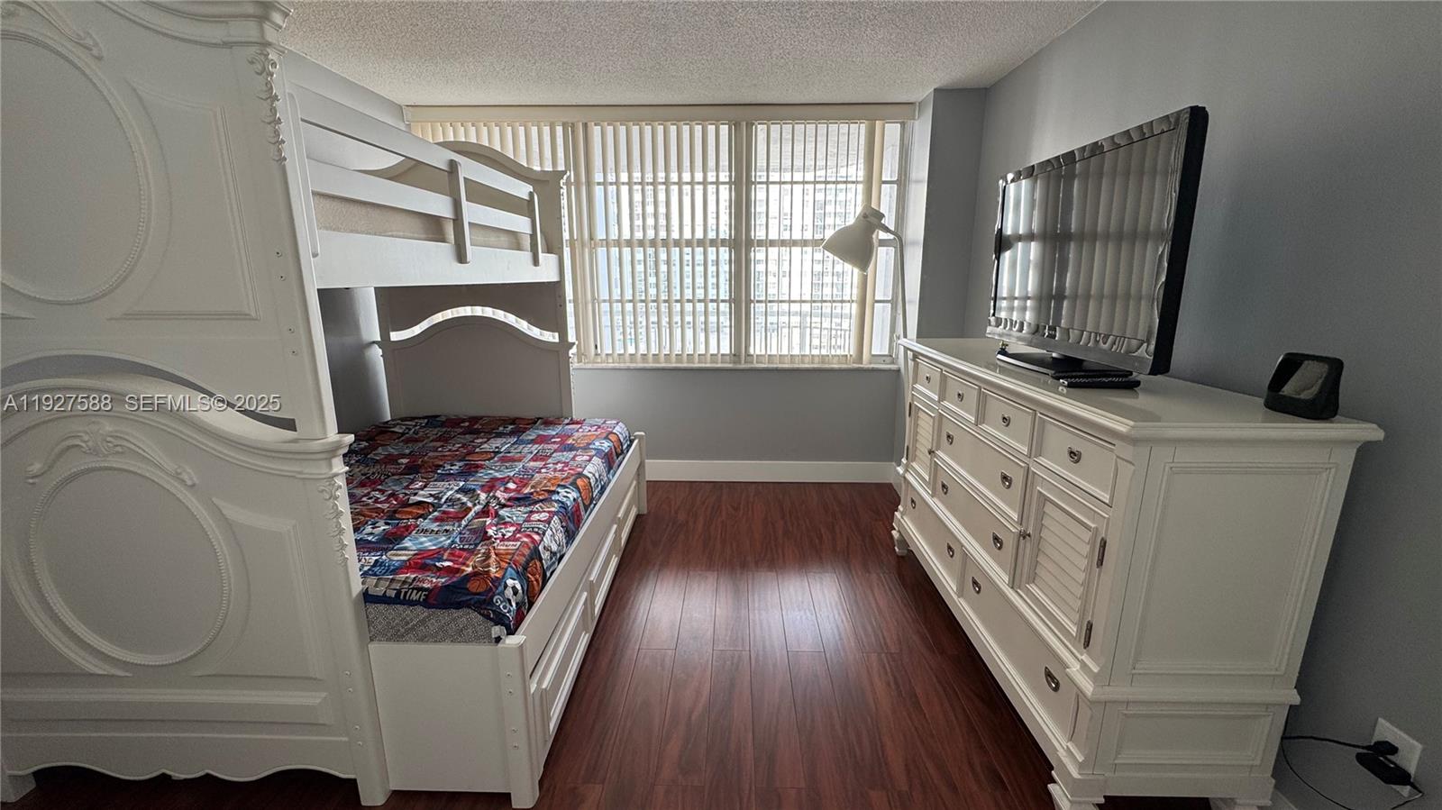 DEL PRADO MARINA - Residential Lease