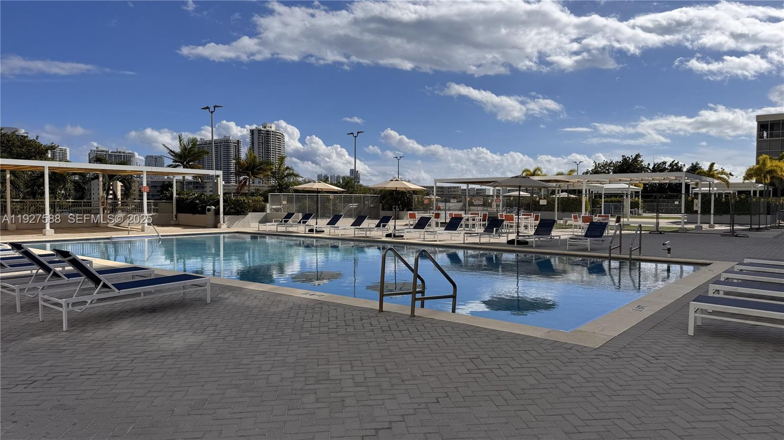 DEL PRADO MARINA - Residential Lease