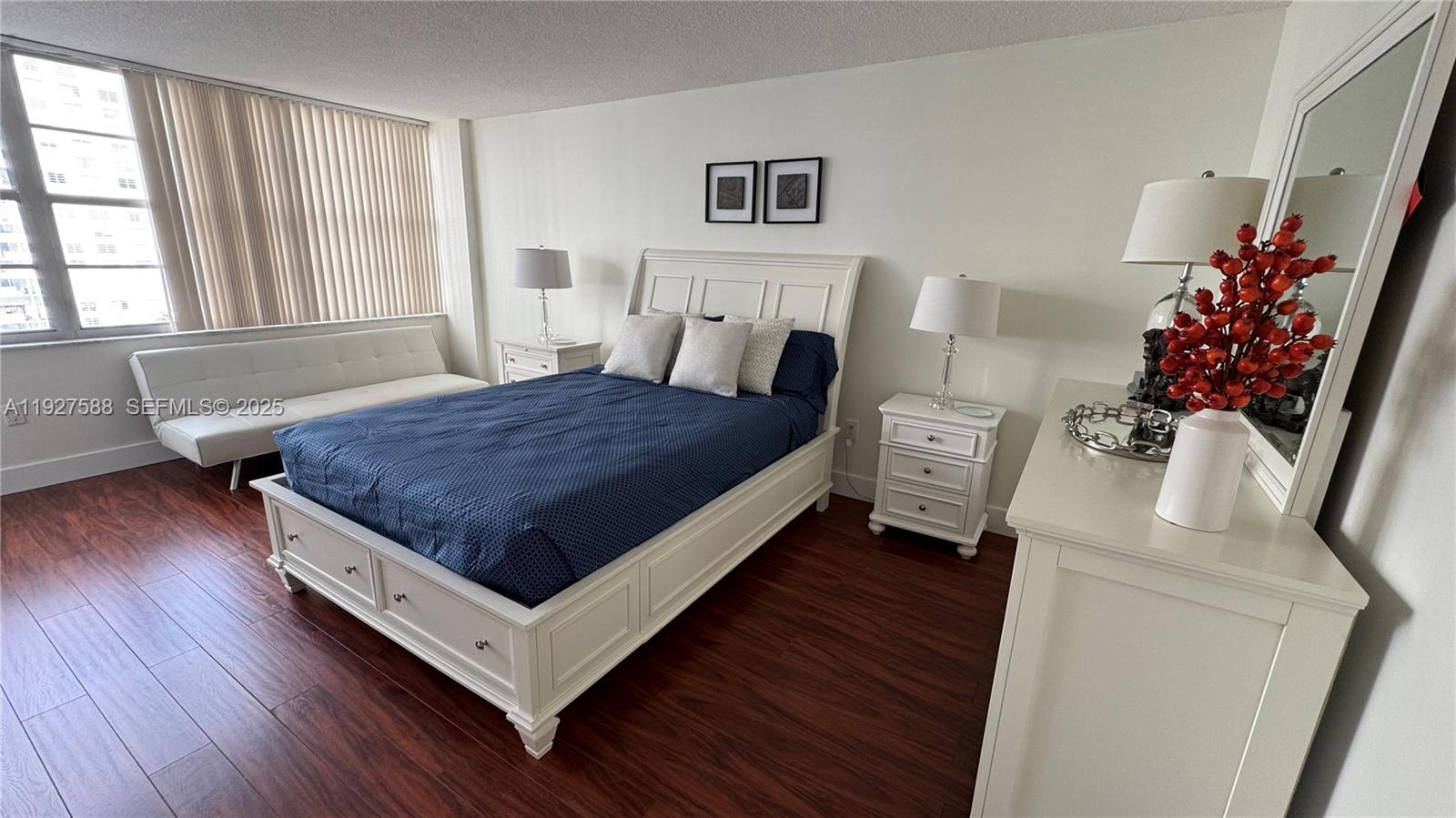 DEL PRADO MARINA - Residential Lease