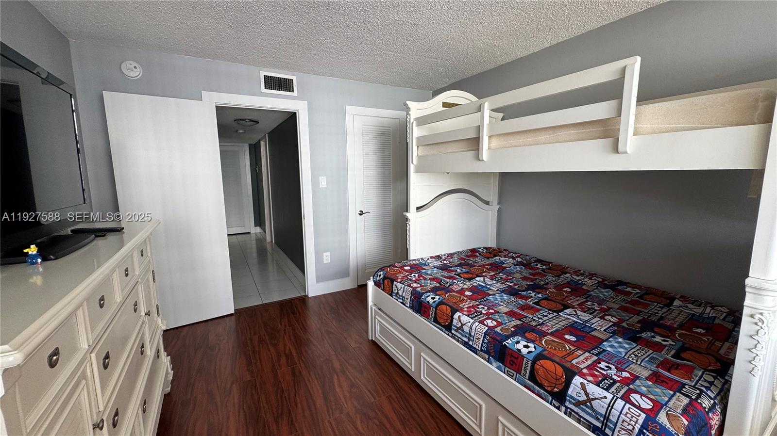 DEL PRADO MARINA - Residential Lease