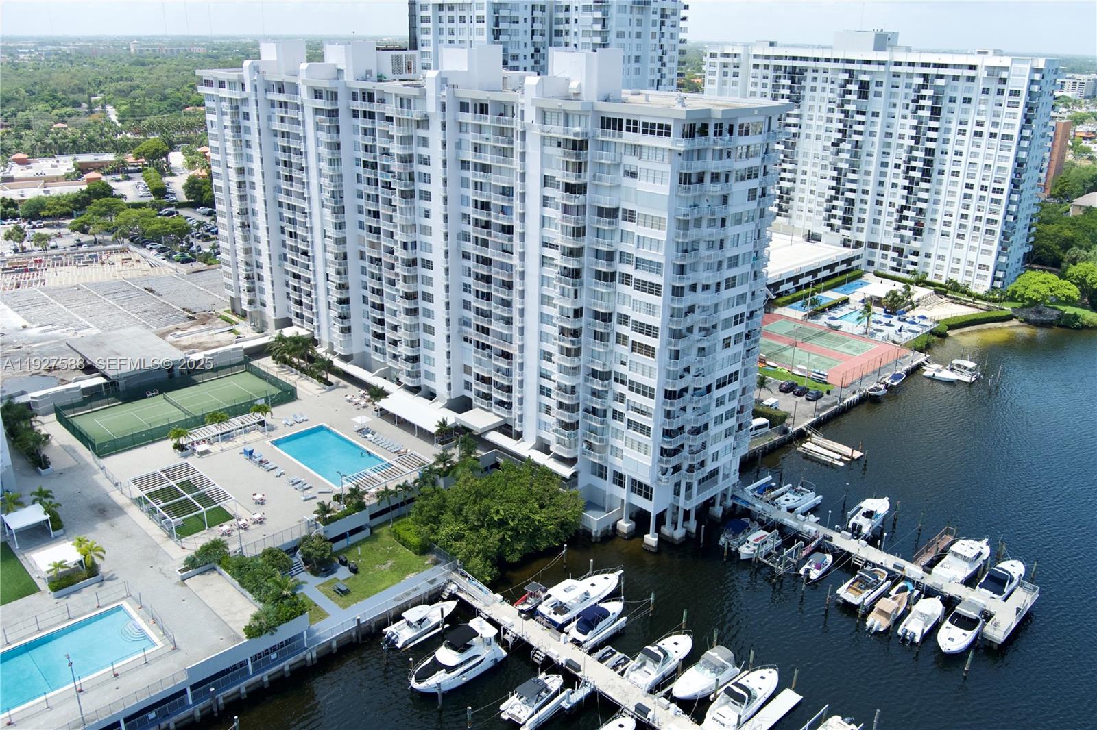 DEL PRADO MARINA - Residential Lease