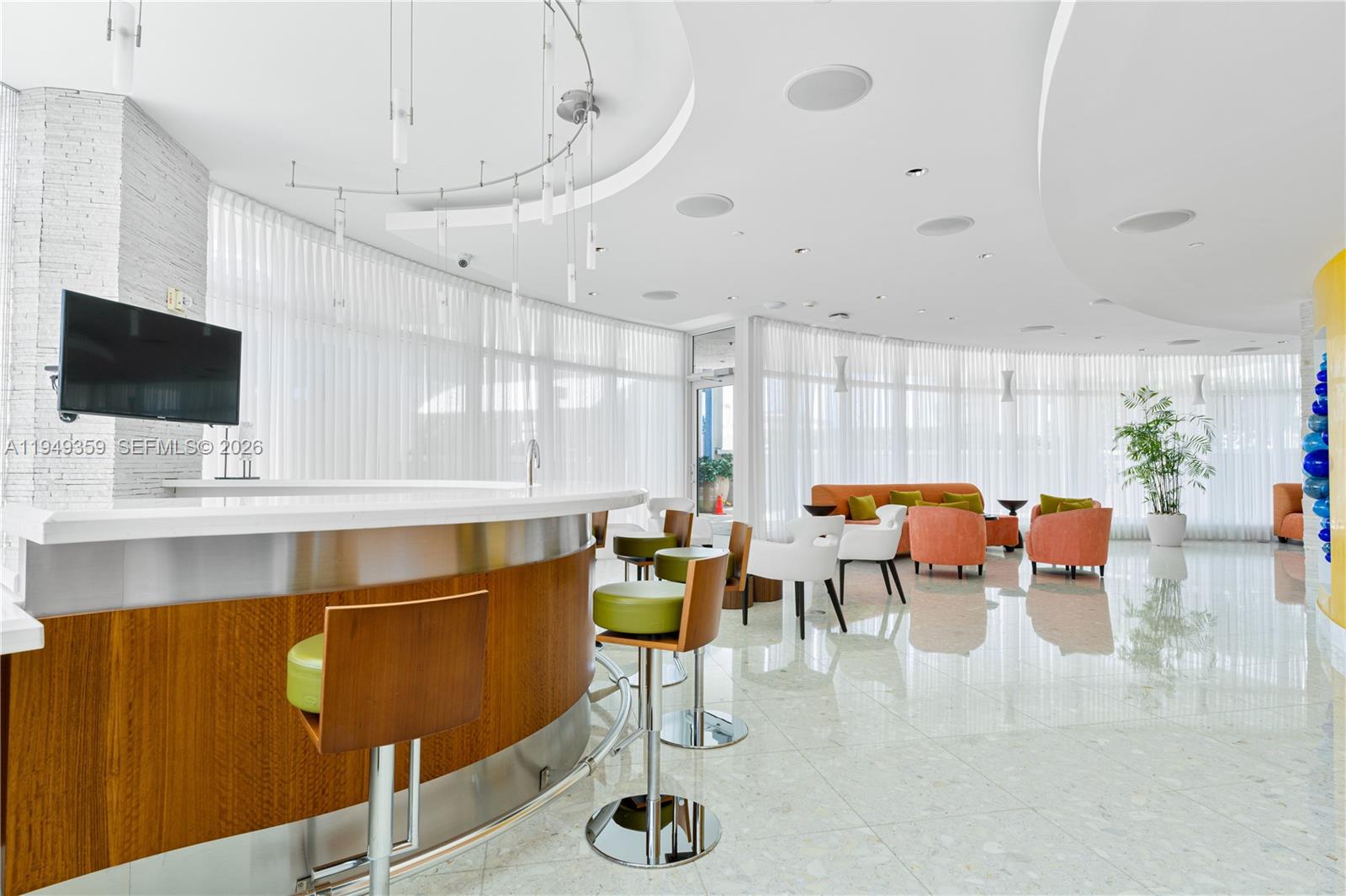 MOSAIC ON MIAMI BEACH CON - Residential