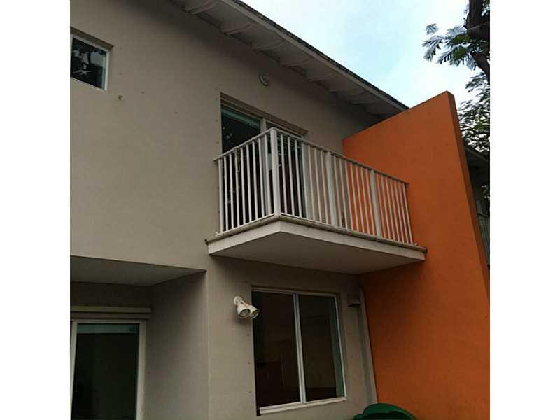 DOUGLAS MANOR V CONDO - Residential Lease