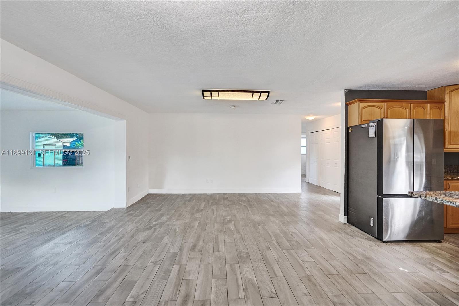 COUNTRY CLUB ACRES 5 - Residential