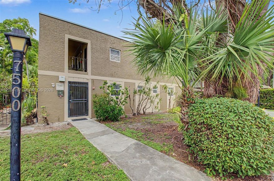Great location and easy to show! Clean, well-maintained apartment just blocks from the shops and restaurants of South Miami. Walking distance to The Fresh Market and dining. Gated community with elevator, rooftop pool, and on-site washer/dryer. Conveniently located near Dadeland Mall and within 2.3 miles of the Metrorail station. Water included. Includes 1 assigned parking space. he move-in costs are first month’s rent plus a security deposit of 1.5 months’ rent.