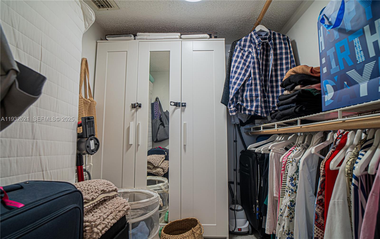 HARDING TOWER CONDO - Residential