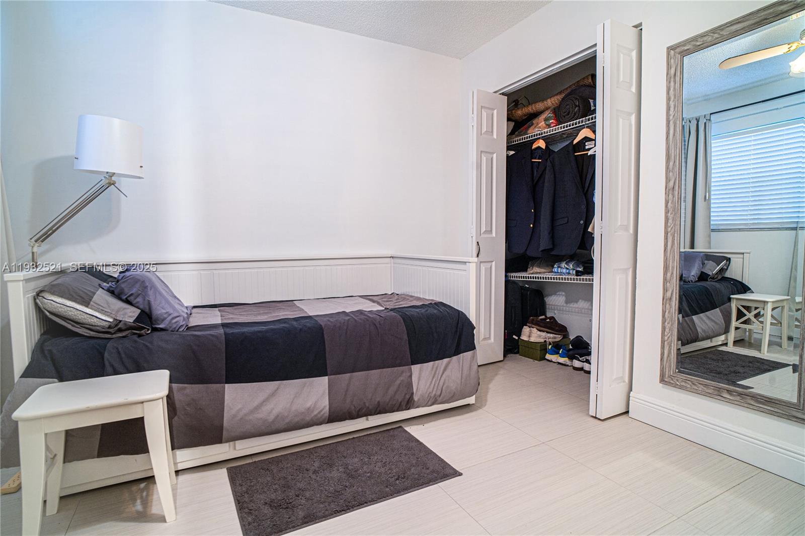 HARDING TOWER CONDO - Residential