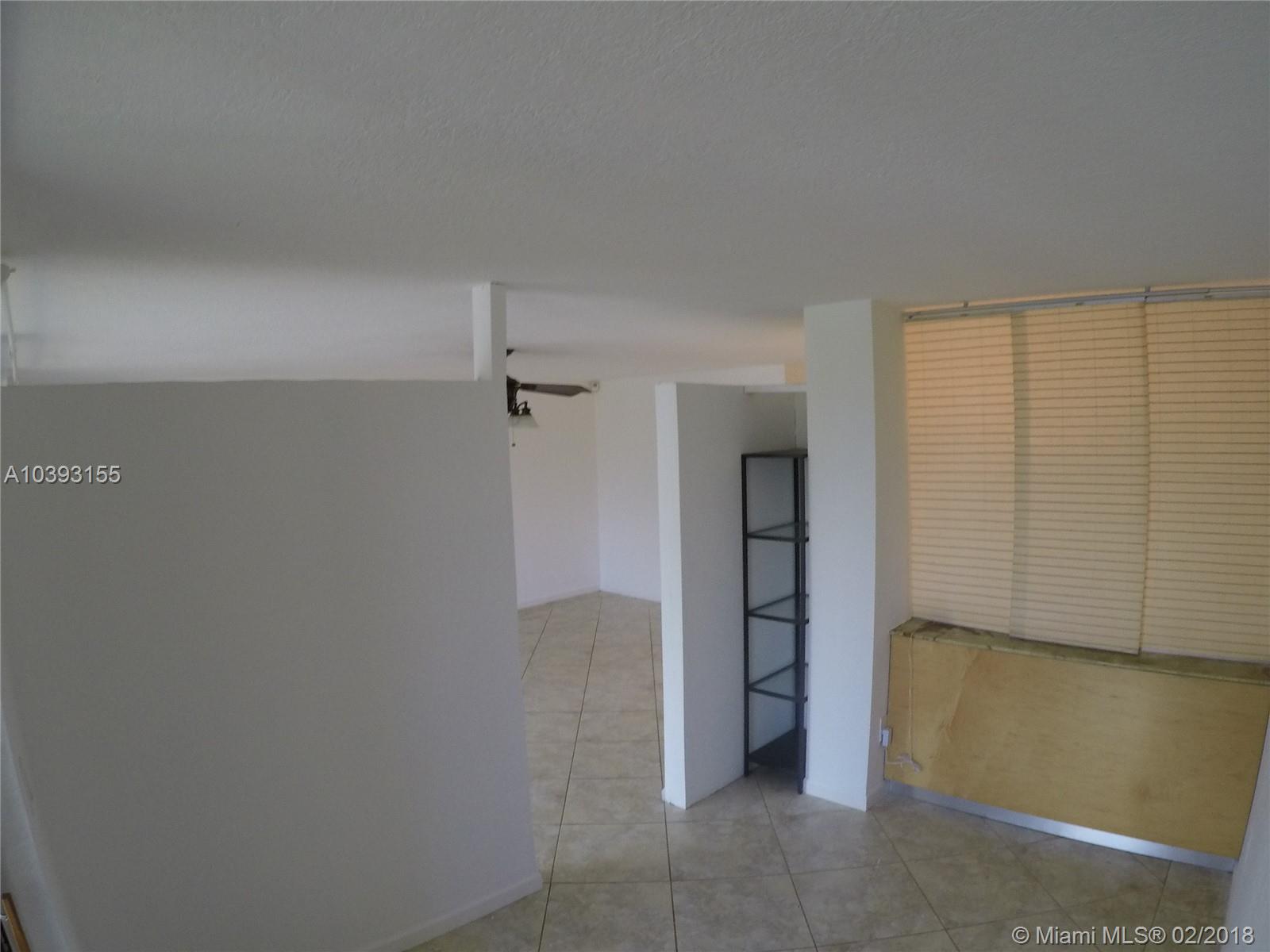 LAKES OF NEWPORT 1 CONDO - Residential Lease