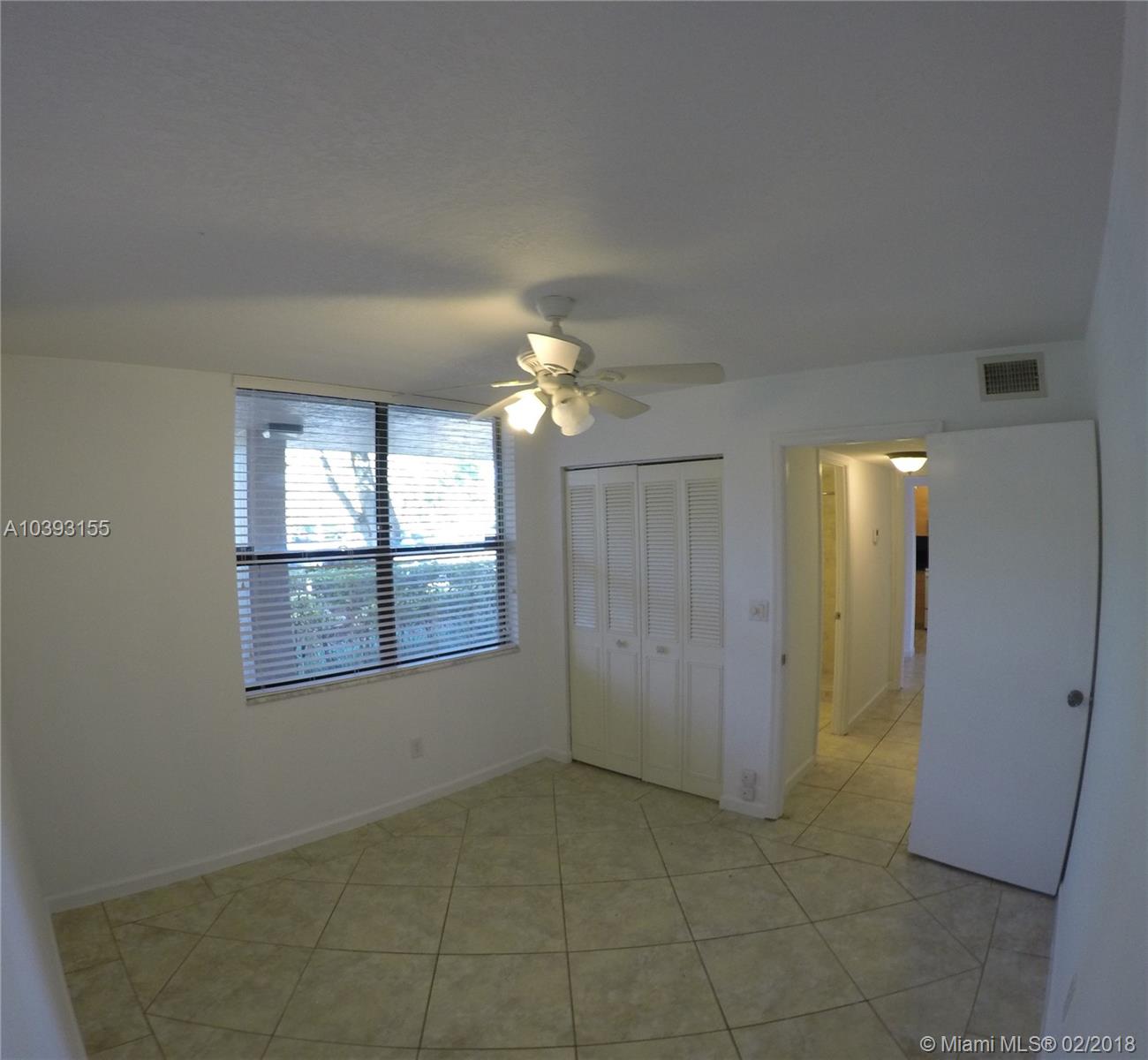 LAKES OF NEWPORT 1 CONDO - Residential Lease