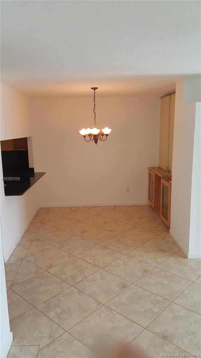 LAKES OF NEWPORT 1 CONDO - Residential Lease