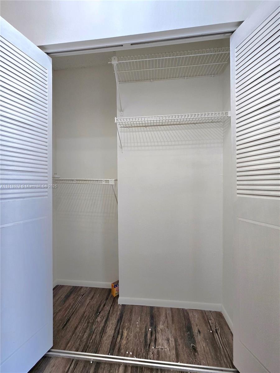 DORSET HOUSE CONDO - Residential Lease