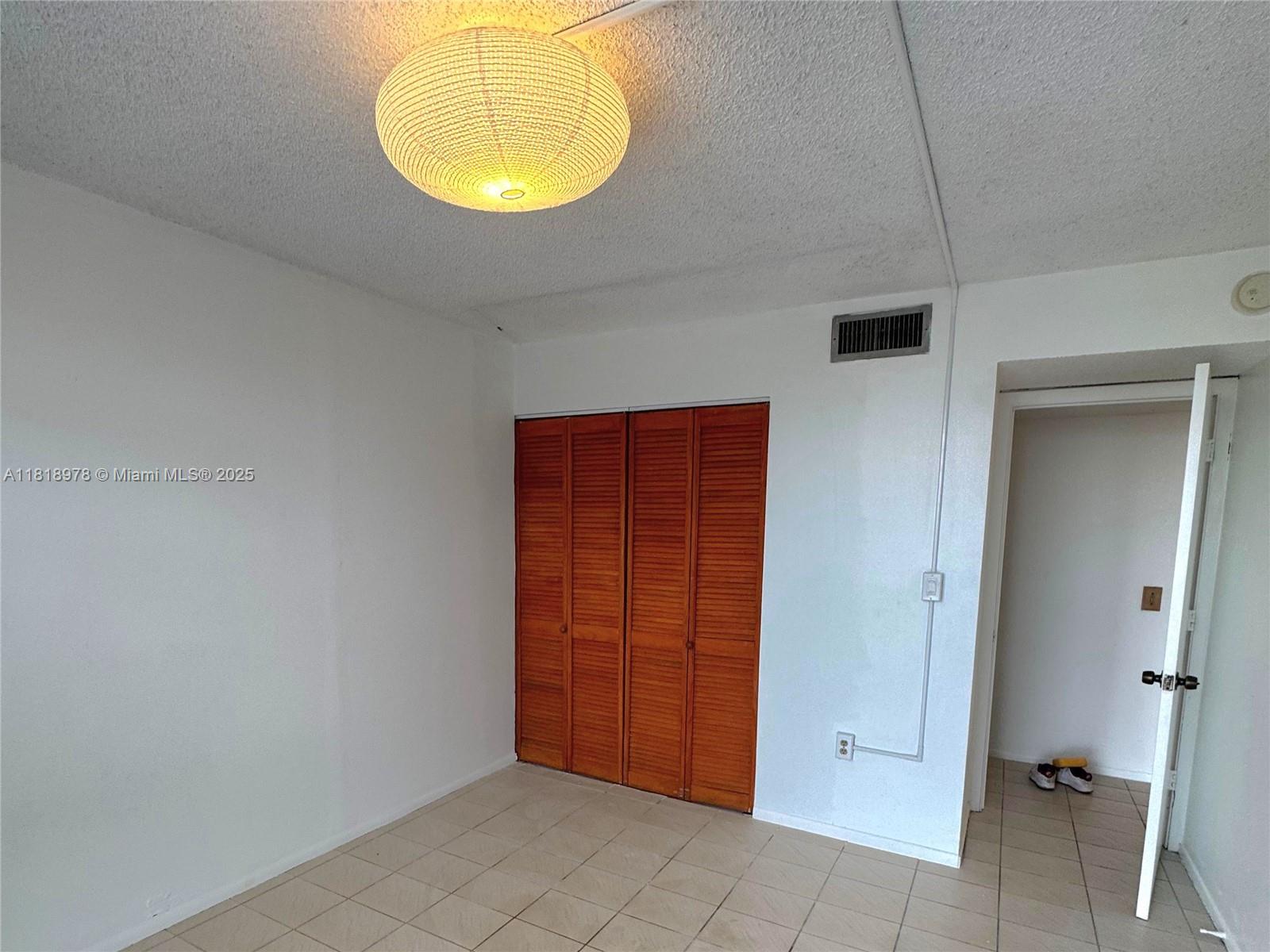 DORSET HOUSE CONDO - Residential Lease