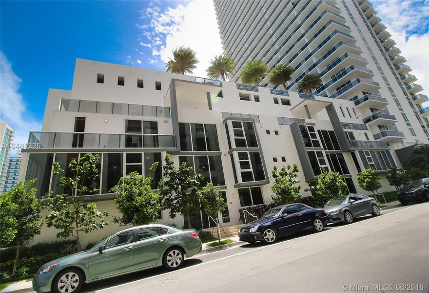 Large new Luxurious new 3 floor Townhouse located in the heart of Edgewater within walking to Wynwood. This gorgeous family home includes views of the Bay from the living room and outside large rooftop terrace. 4 Bedrooms, 3.5 bath luxury newly constructed. Within minutes to Wywood or Brickell, and downtown Miami and many local shops in a quiet resident setting. 15 minute to South Beach itself.