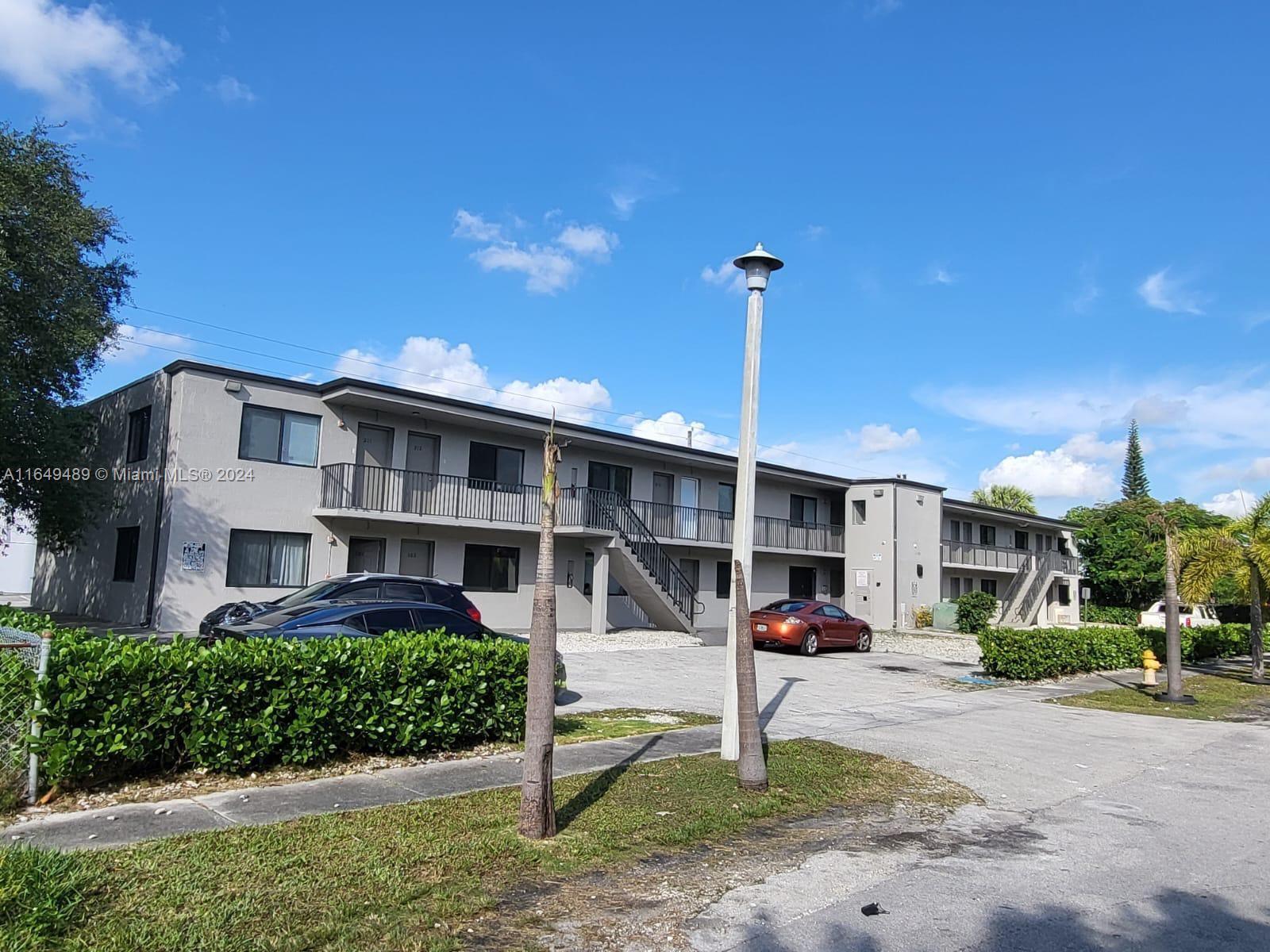 14100 Nw 6th Ct 109, North Miami, Miami-Dade County, Florida - 1 Bedrooms  
1 Bathrooms - 