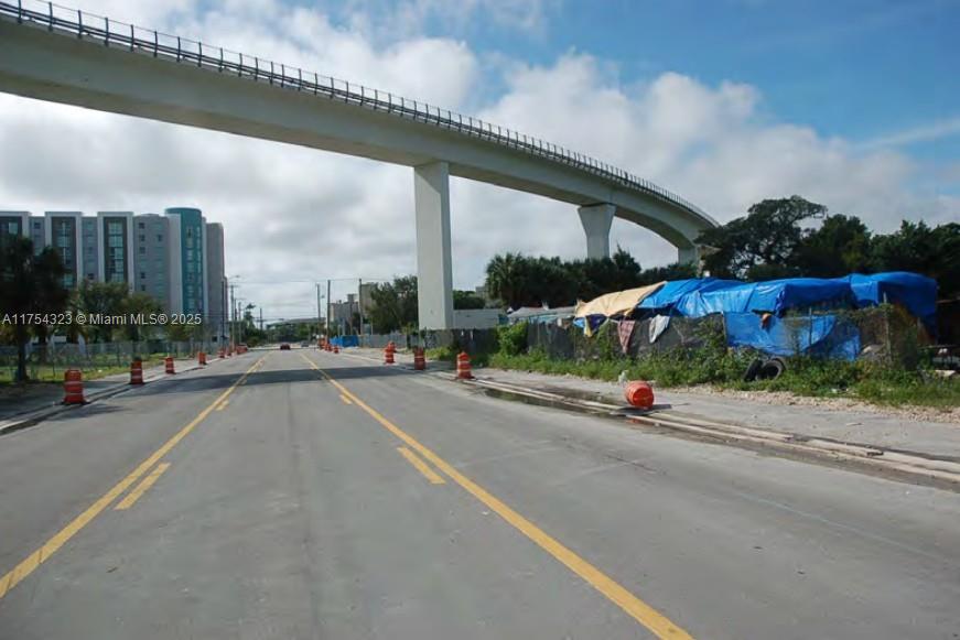 MELROSE GARDENS AMD PL - Commercial Sale