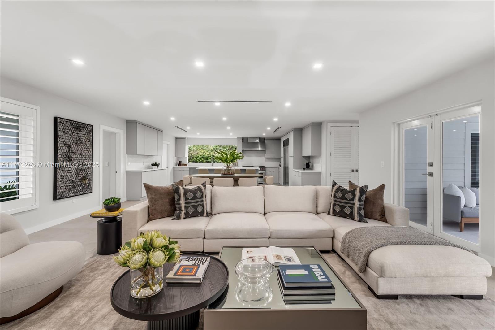 PINECREST MANOR 1ST ADDN - Residential