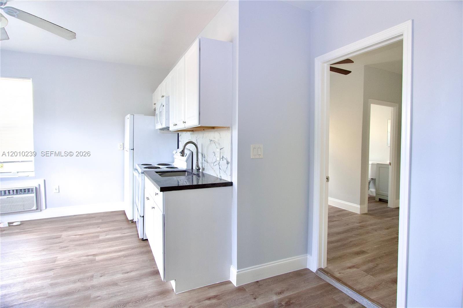 1142 SW 4th St 15