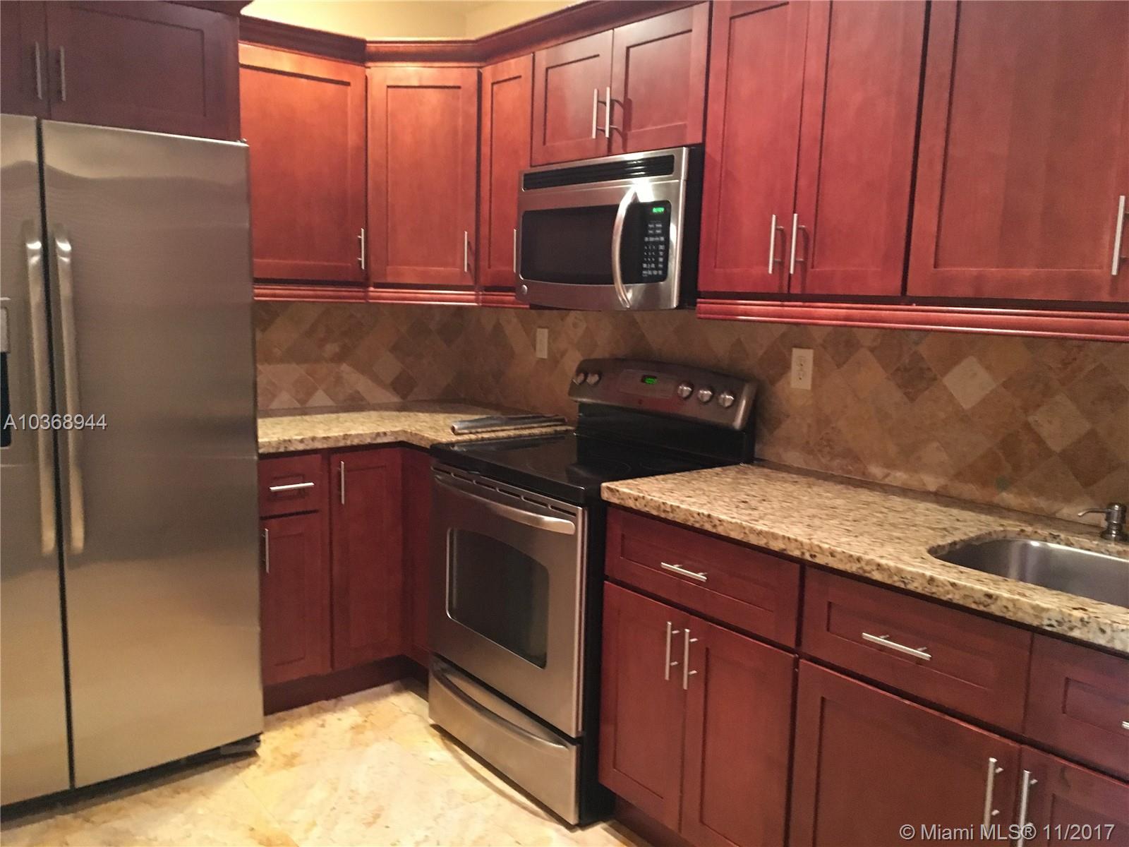 VENETIAN PALMS CONDO - Residential Lease