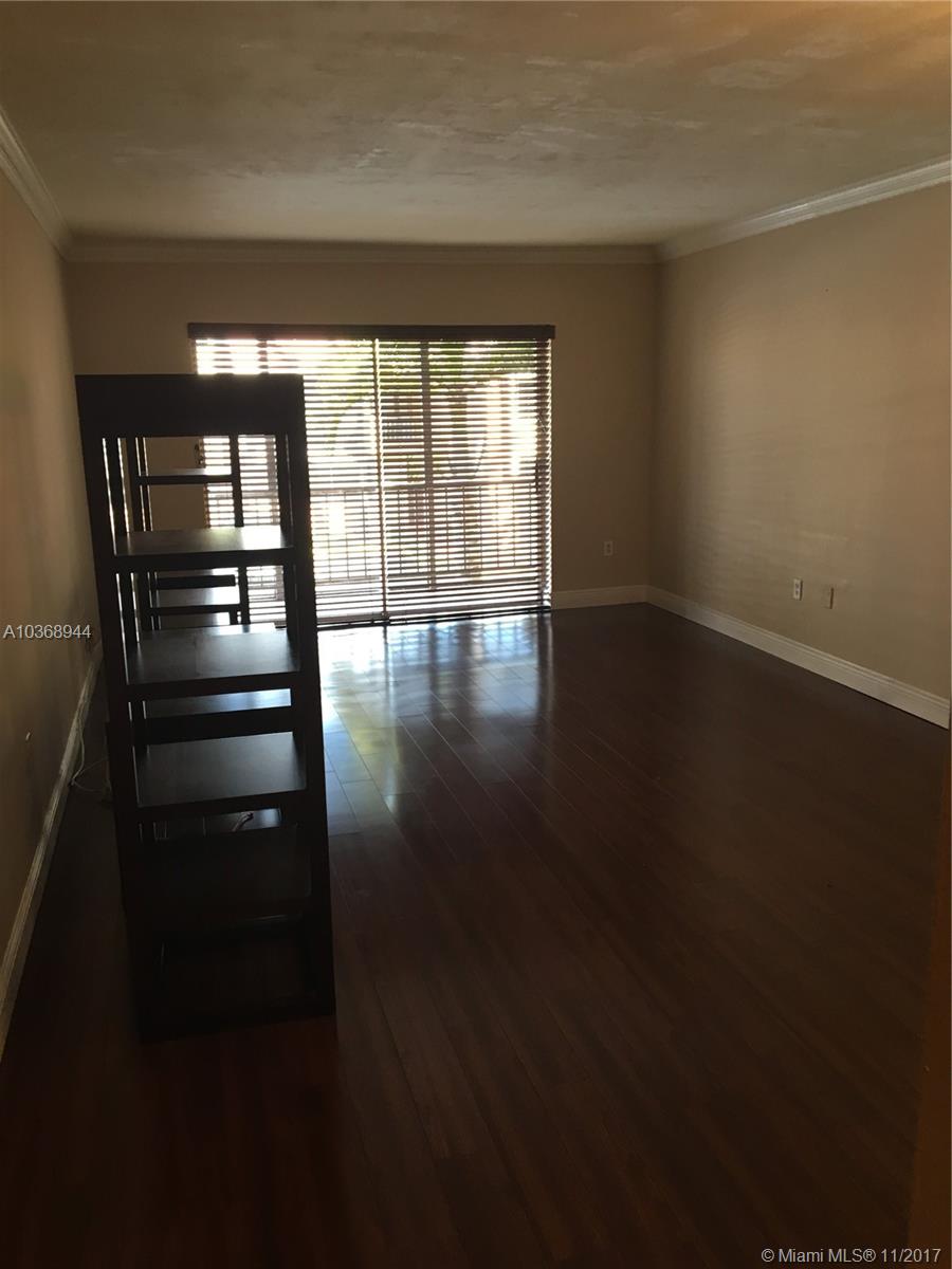 VENETIAN PALMS CONDO - Residential Lease