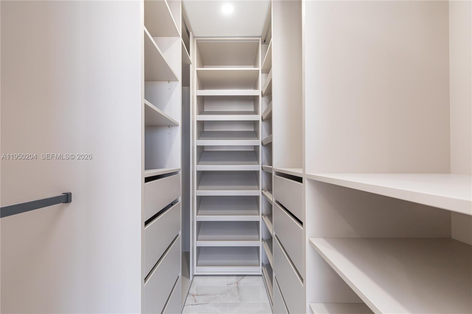 BRITANNIA AT QUADOMAIN CO - Residential