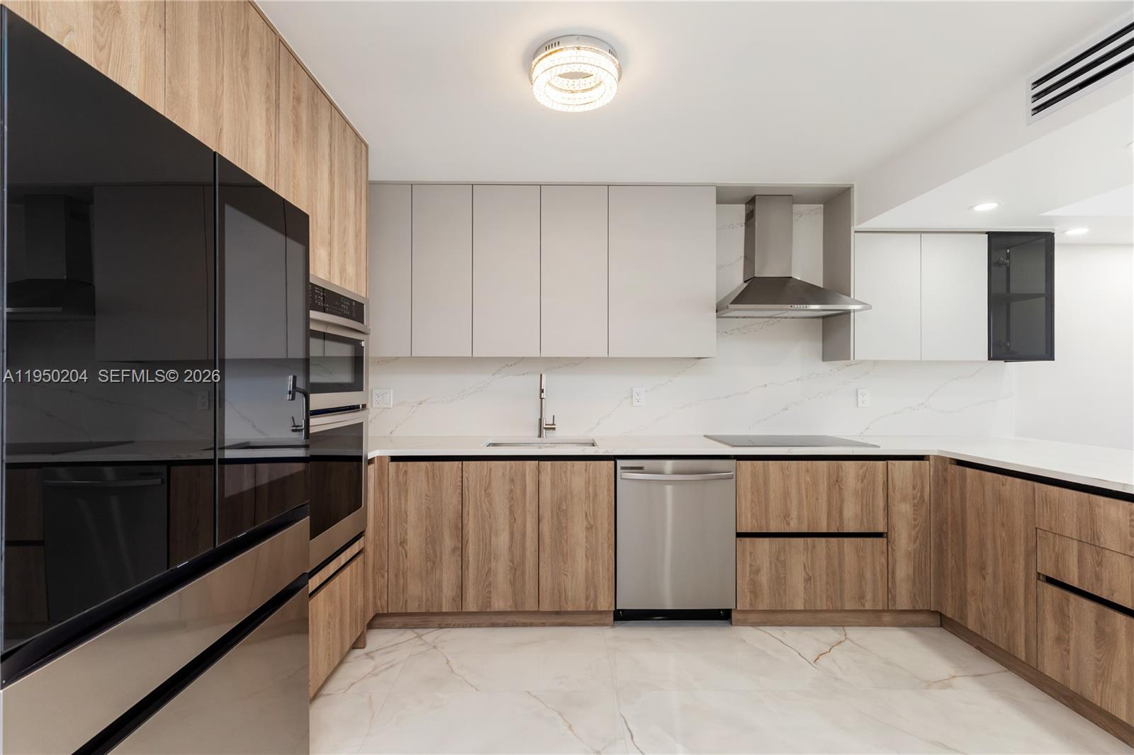 BRITANNIA AT QUADOMAIN CO - Residential