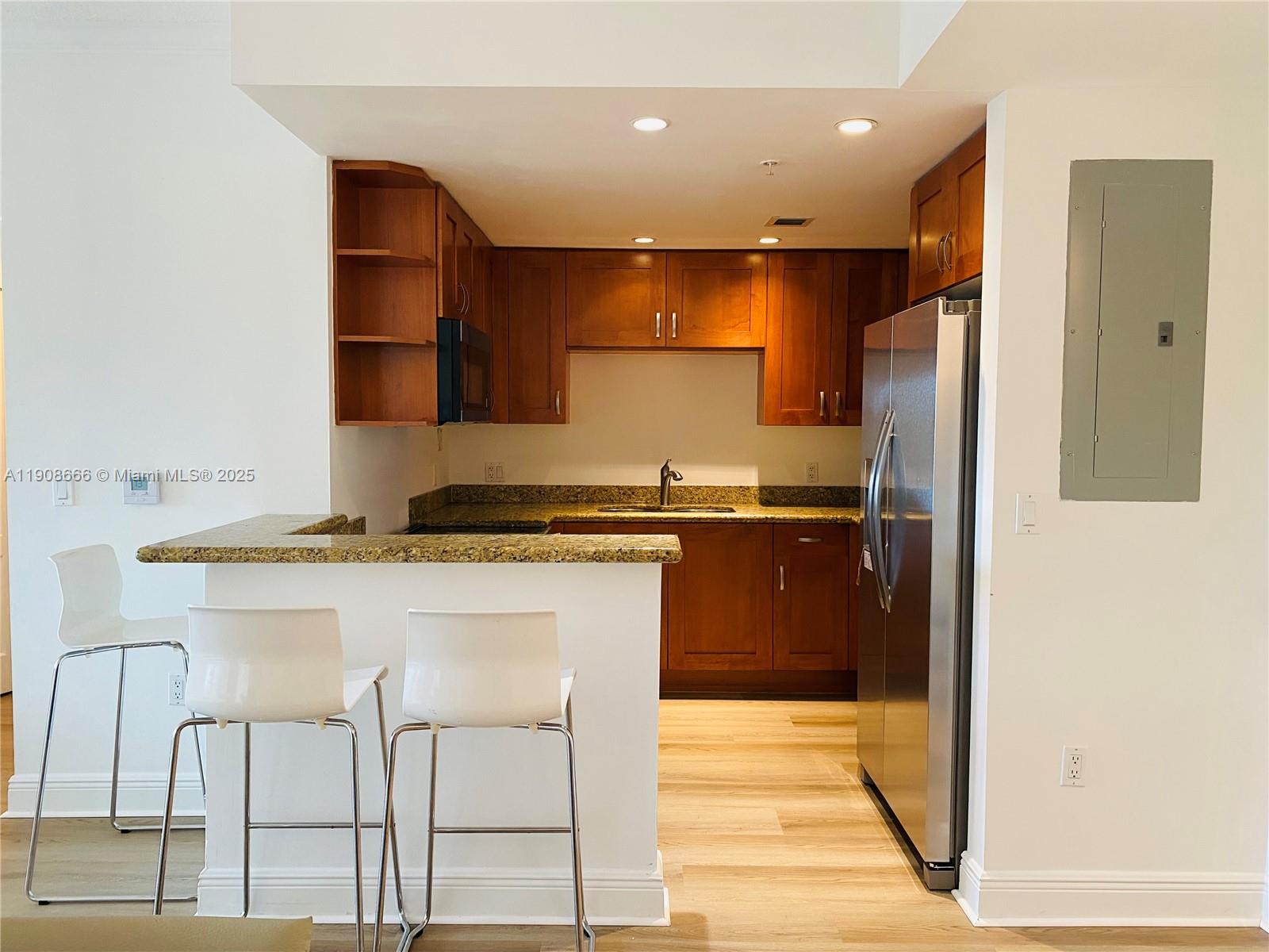 VILLA CALABRIA CONDO - Residential