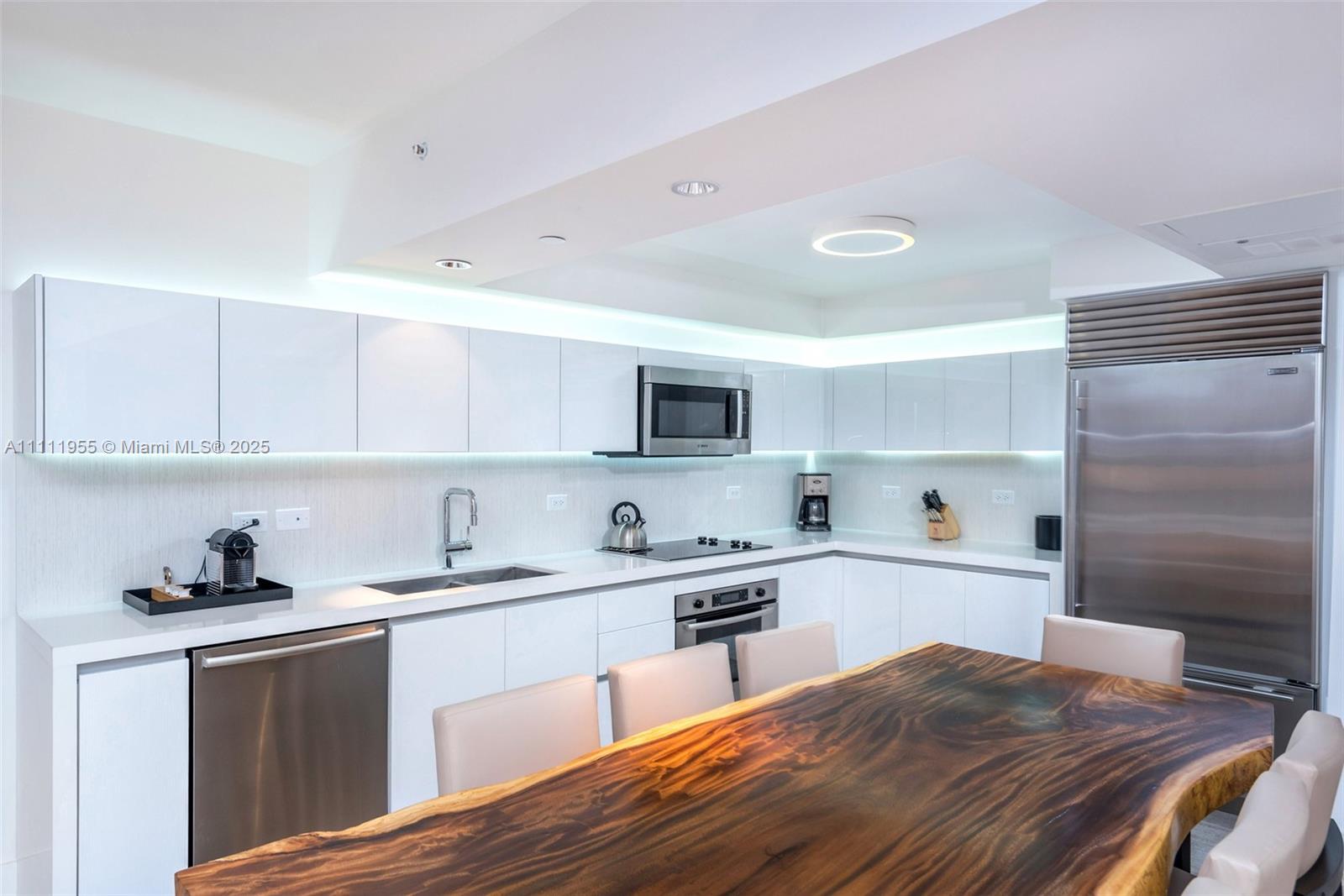 2399 COLLINS AVENUE - Residential Lease