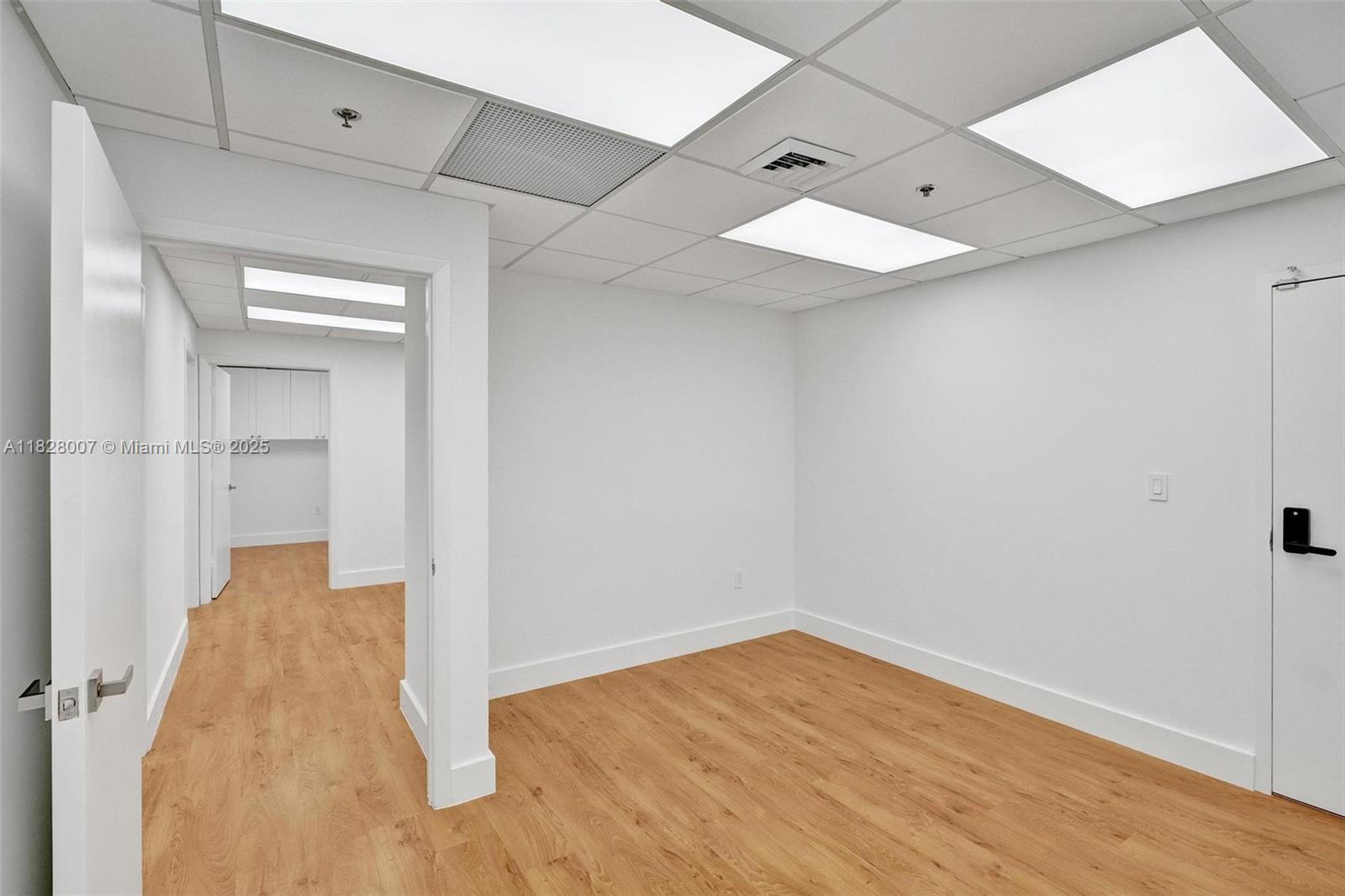 1110 Brickell Ave 204A&B