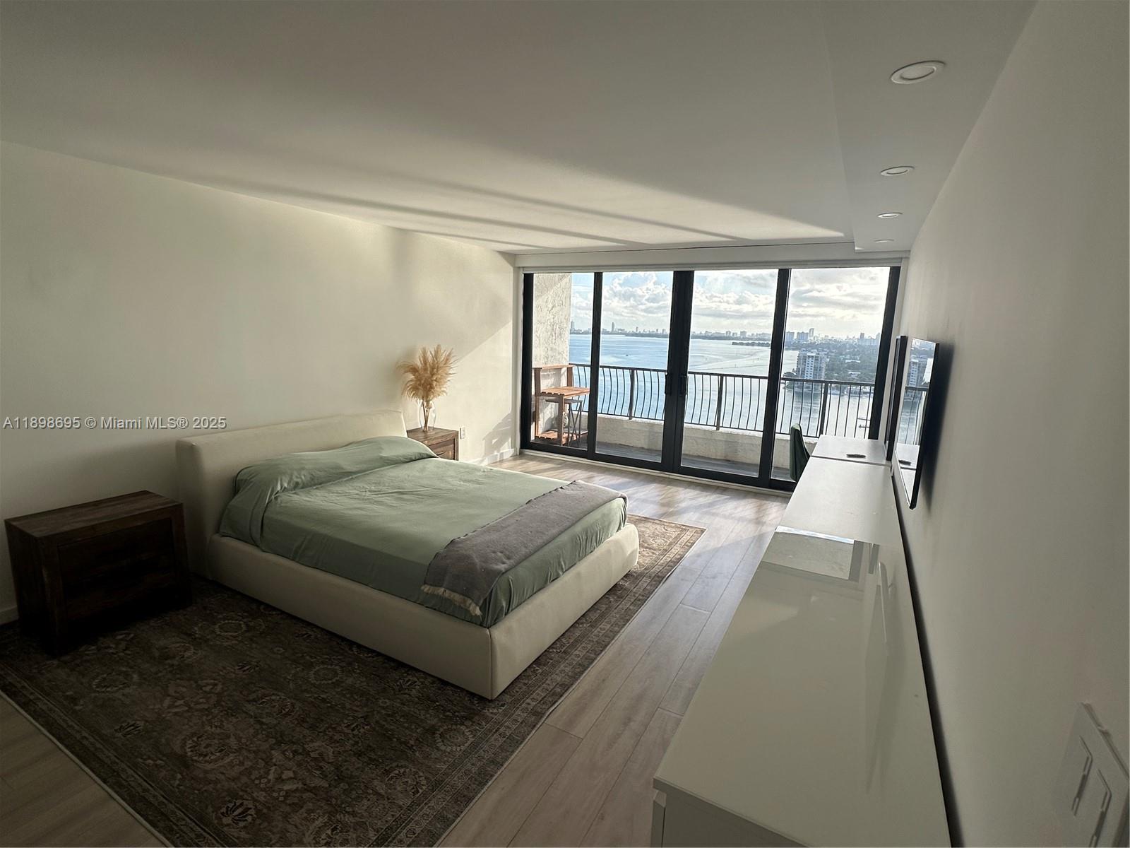 VENETIA CONDO - Residential Lease