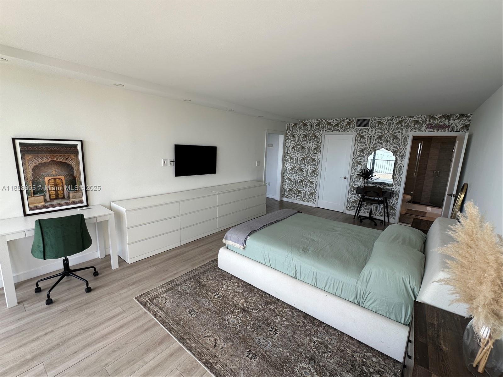 VENETIA CONDO - Residential Lease