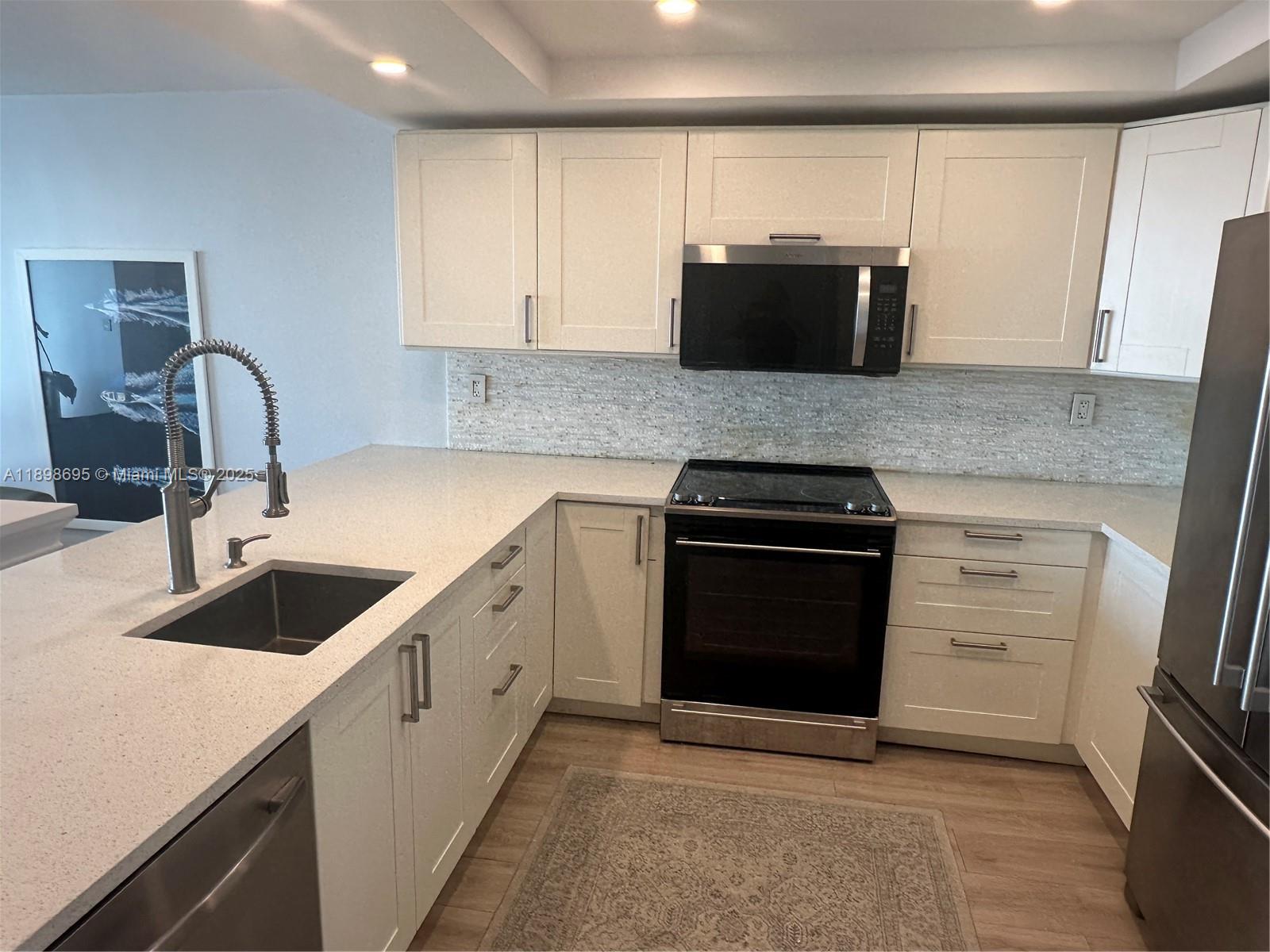 555 NE 15th St 23B