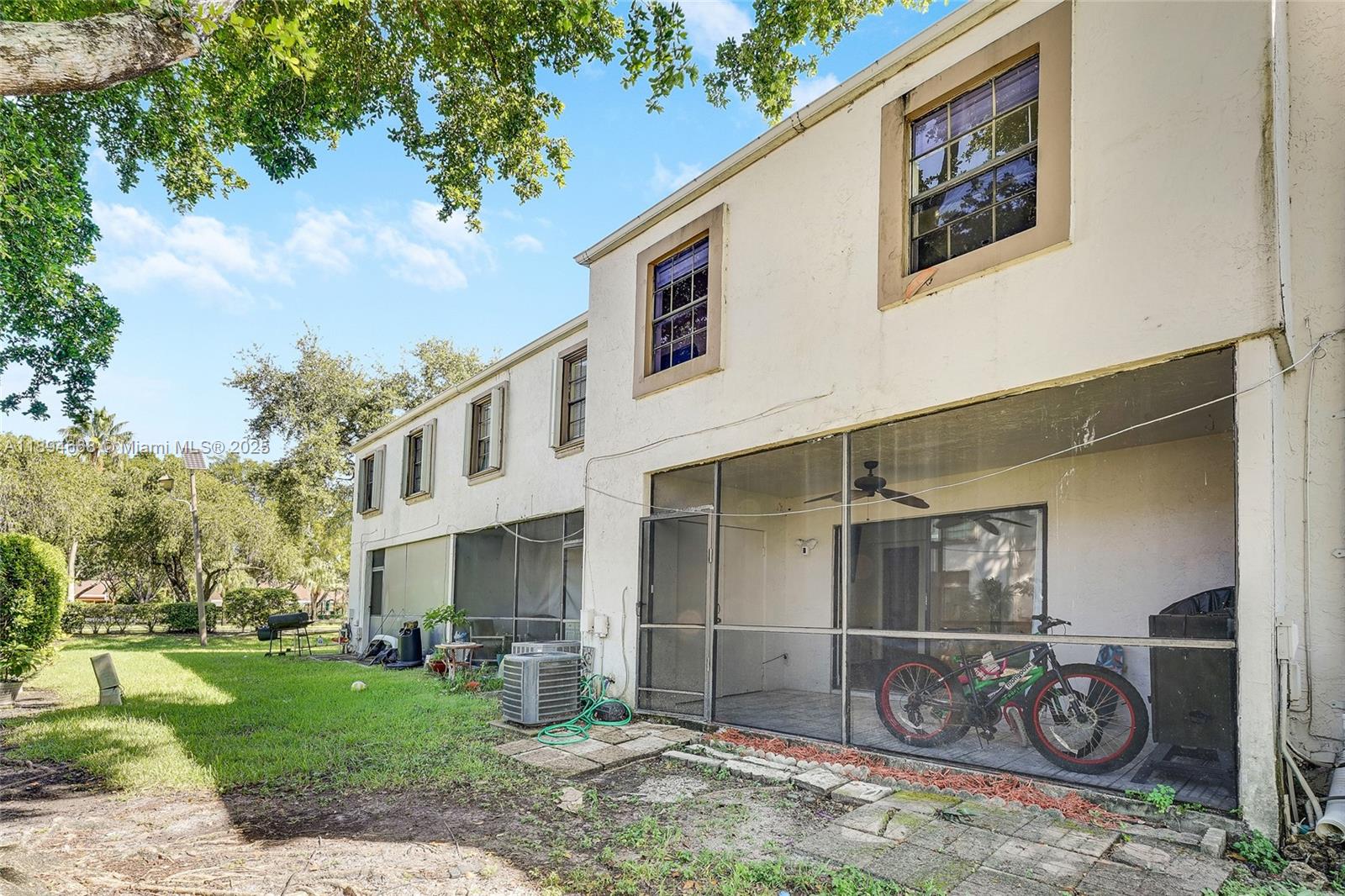 WELLEBY UNIT SEVEN - Residential