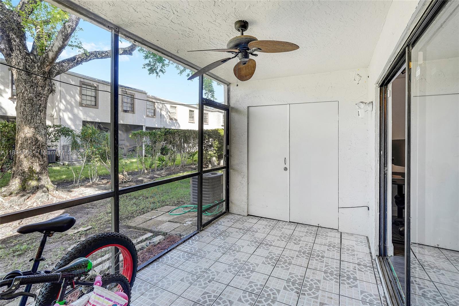 WELLEBY UNIT SEVEN - Residential