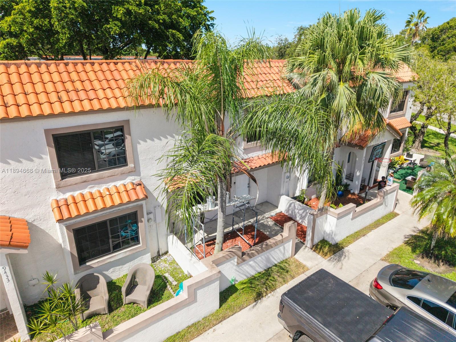 WELLEBY UNIT SEVEN - Residential