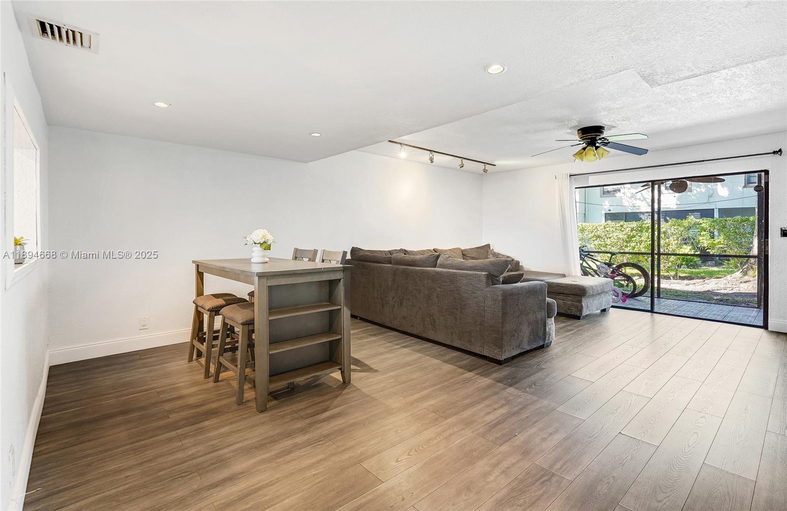 View photos, virtual tours, details... 9435 NW 42nd St