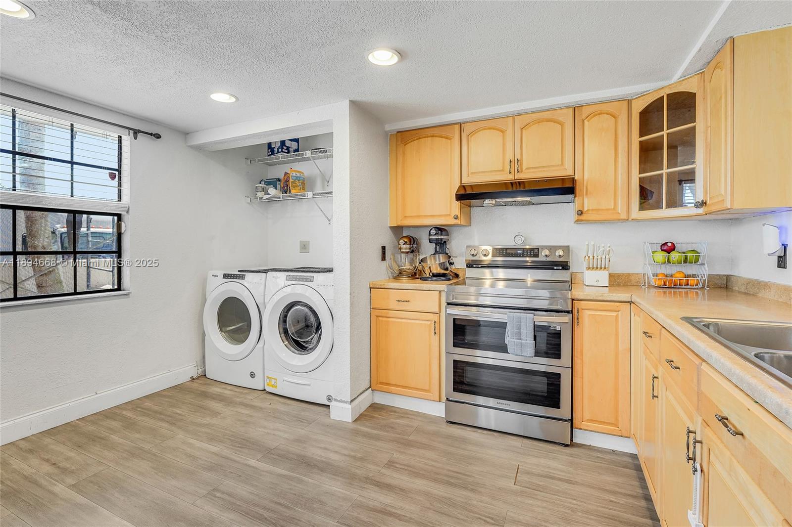 WELLEBY UNIT SEVEN - Residential