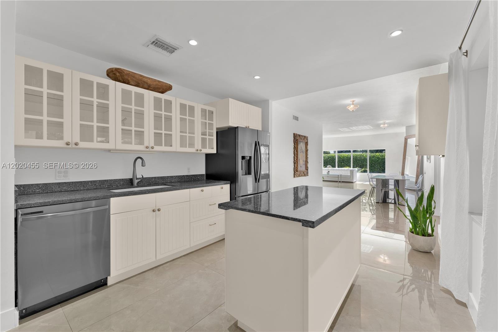 AMD PL GRIFFING BISCAYNE - Residential