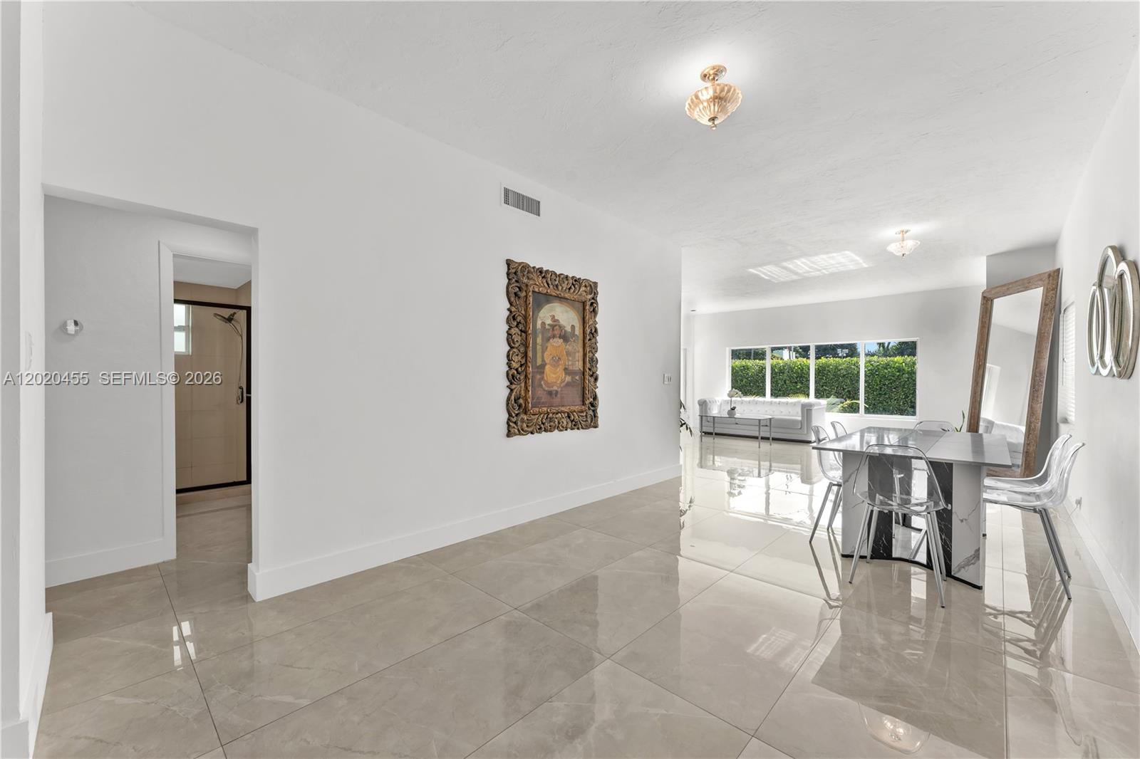 AMD PL GRIFFING BISCAYNE - Residential