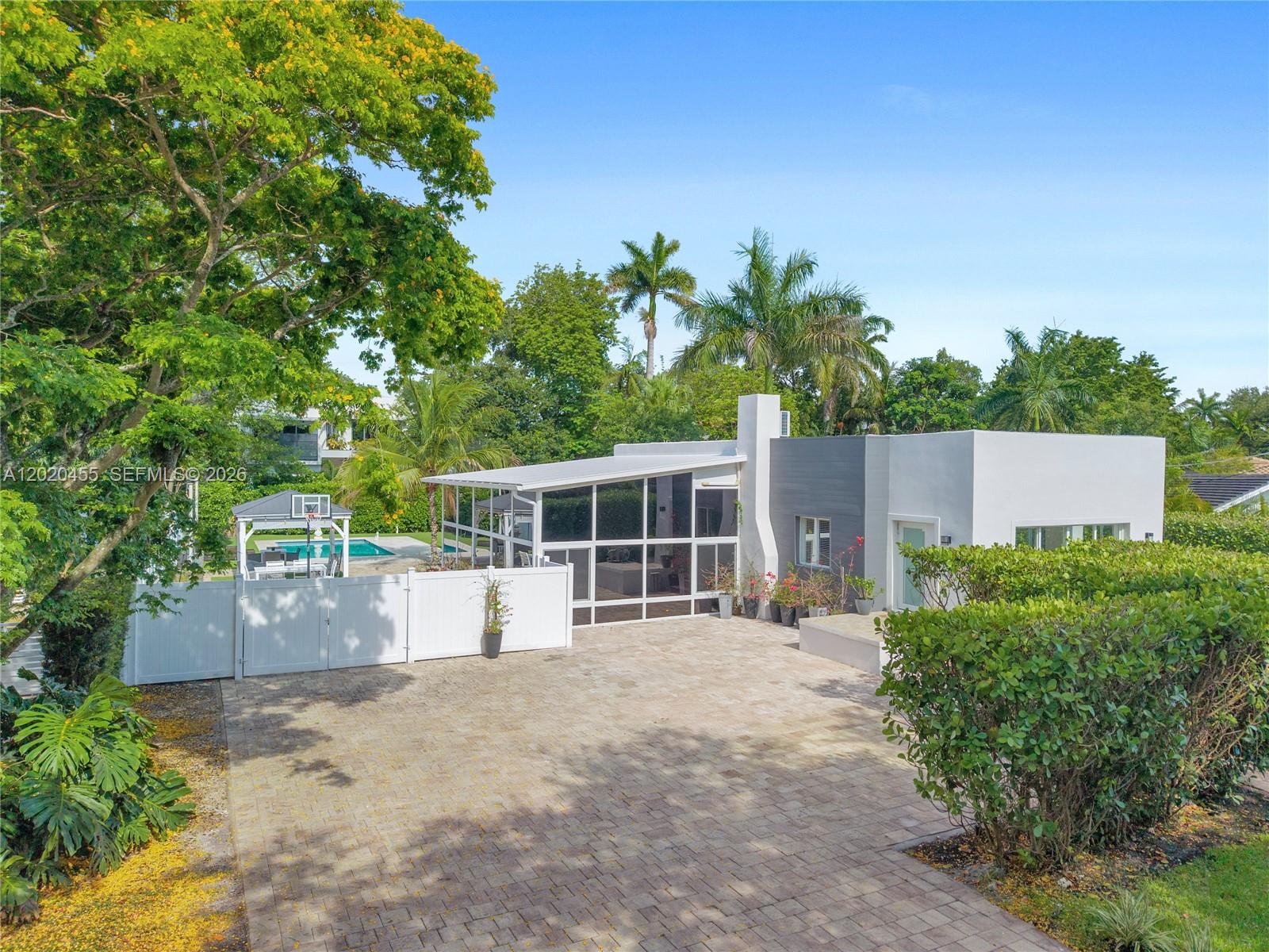 AMD PL GRIFFING BISCAYNE - Residential