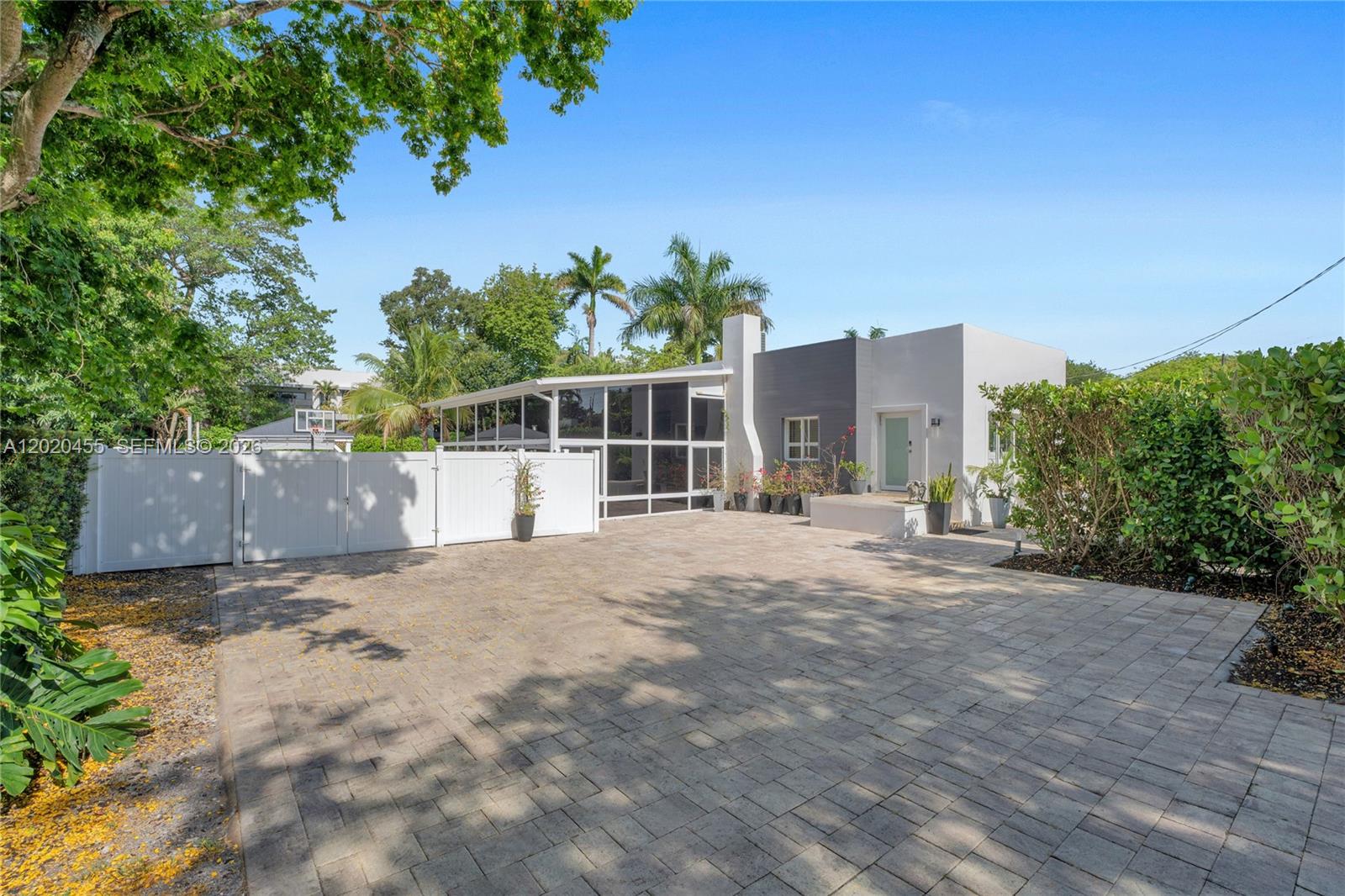AMD PL GRIFFING BISCAYNE - Residential