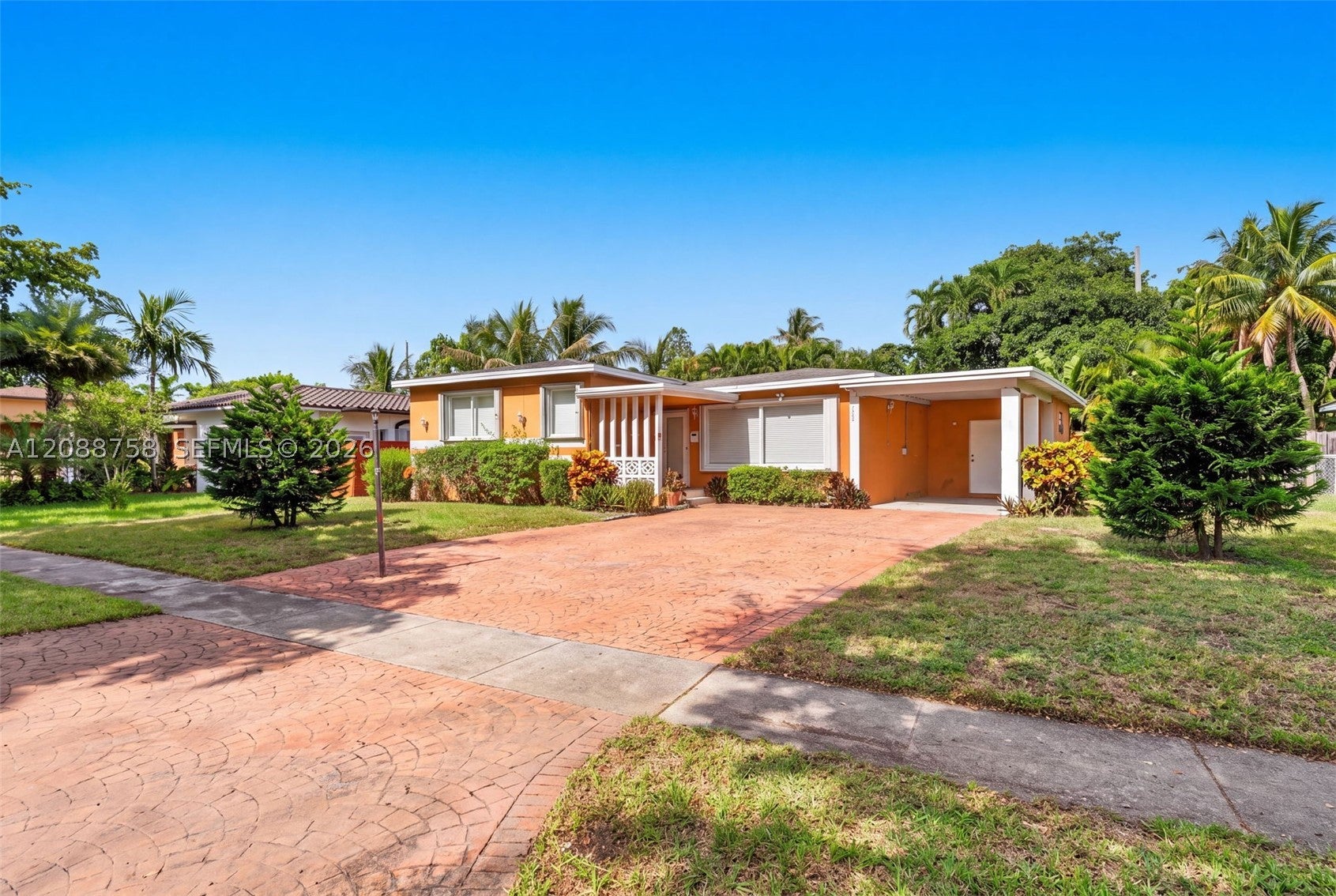 12140 NE Miami Ct