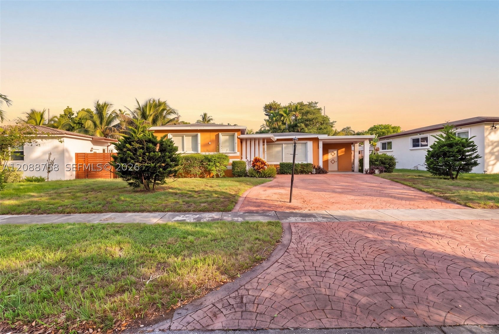 12140 NE Miami Ct