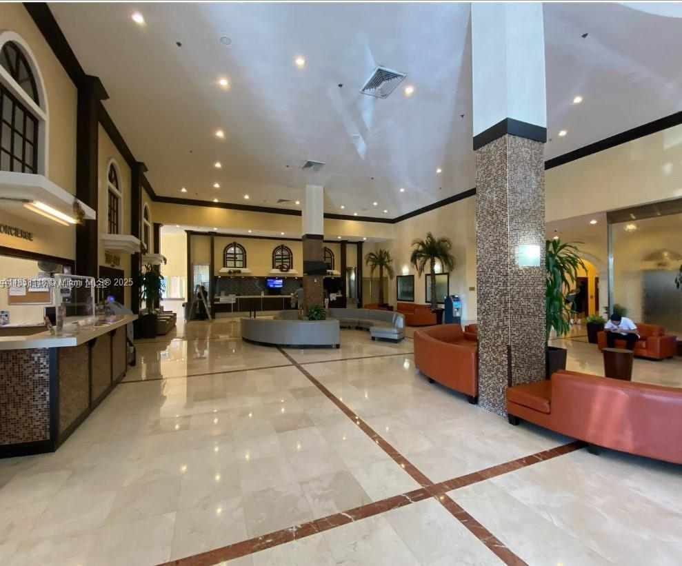 THE AVENTURA BEACH CLUB C - Residential Lease