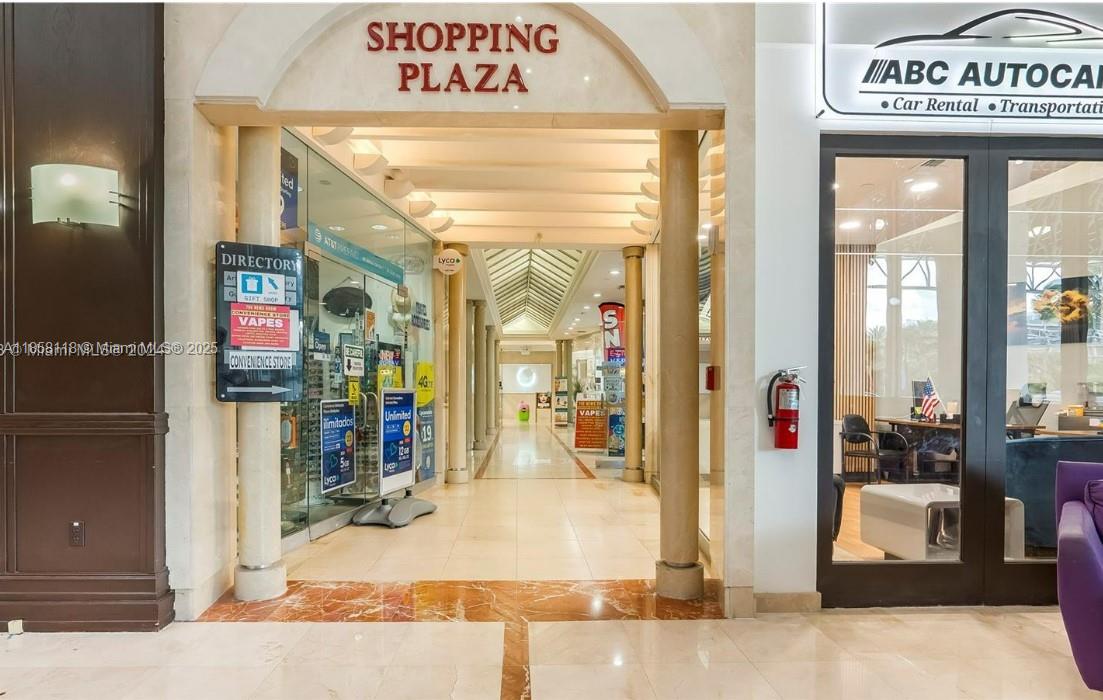 THE AVENTURA BEACH CLUB C - Residential Lease