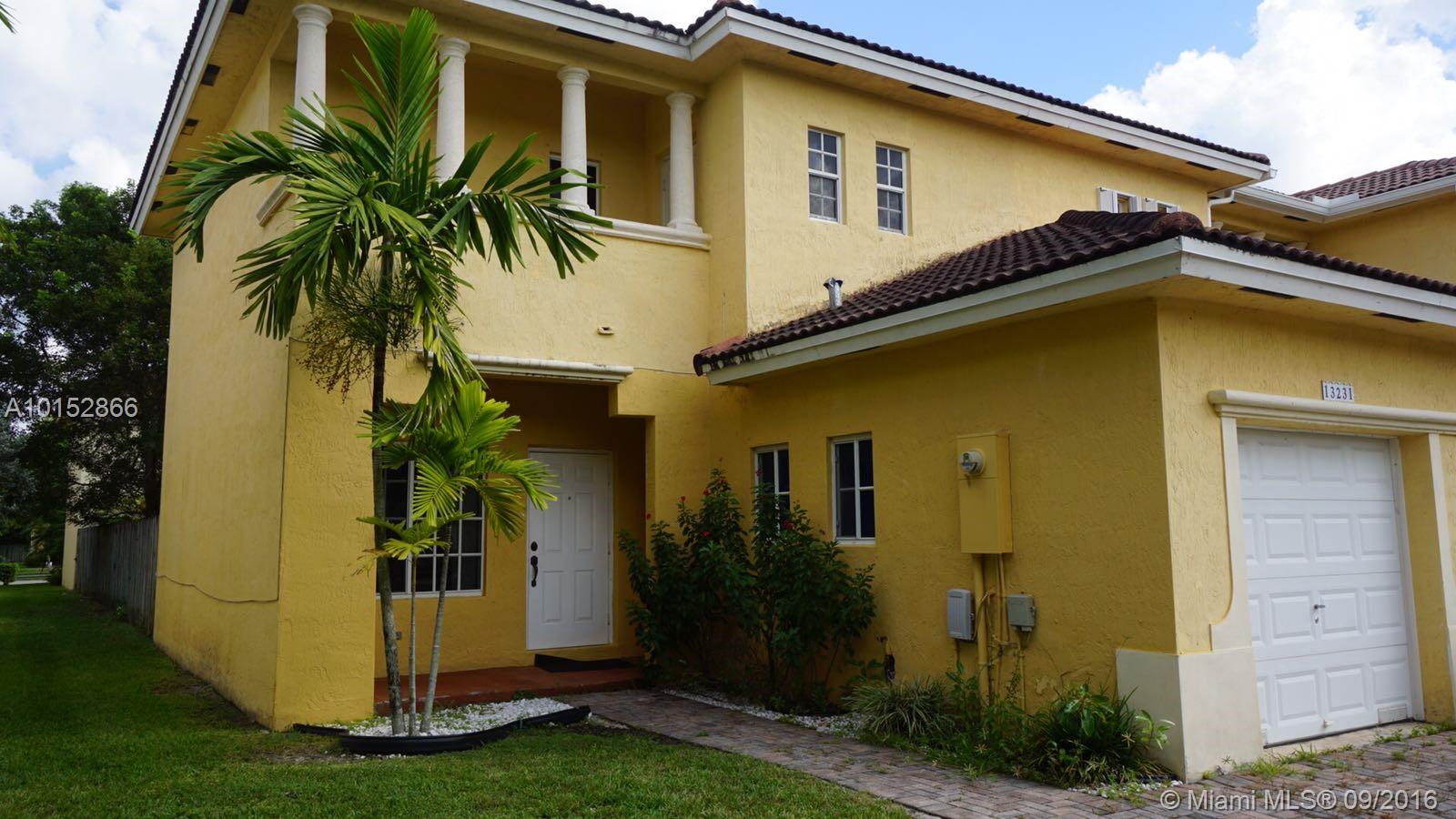 Venezia Lakes - Residential Lease