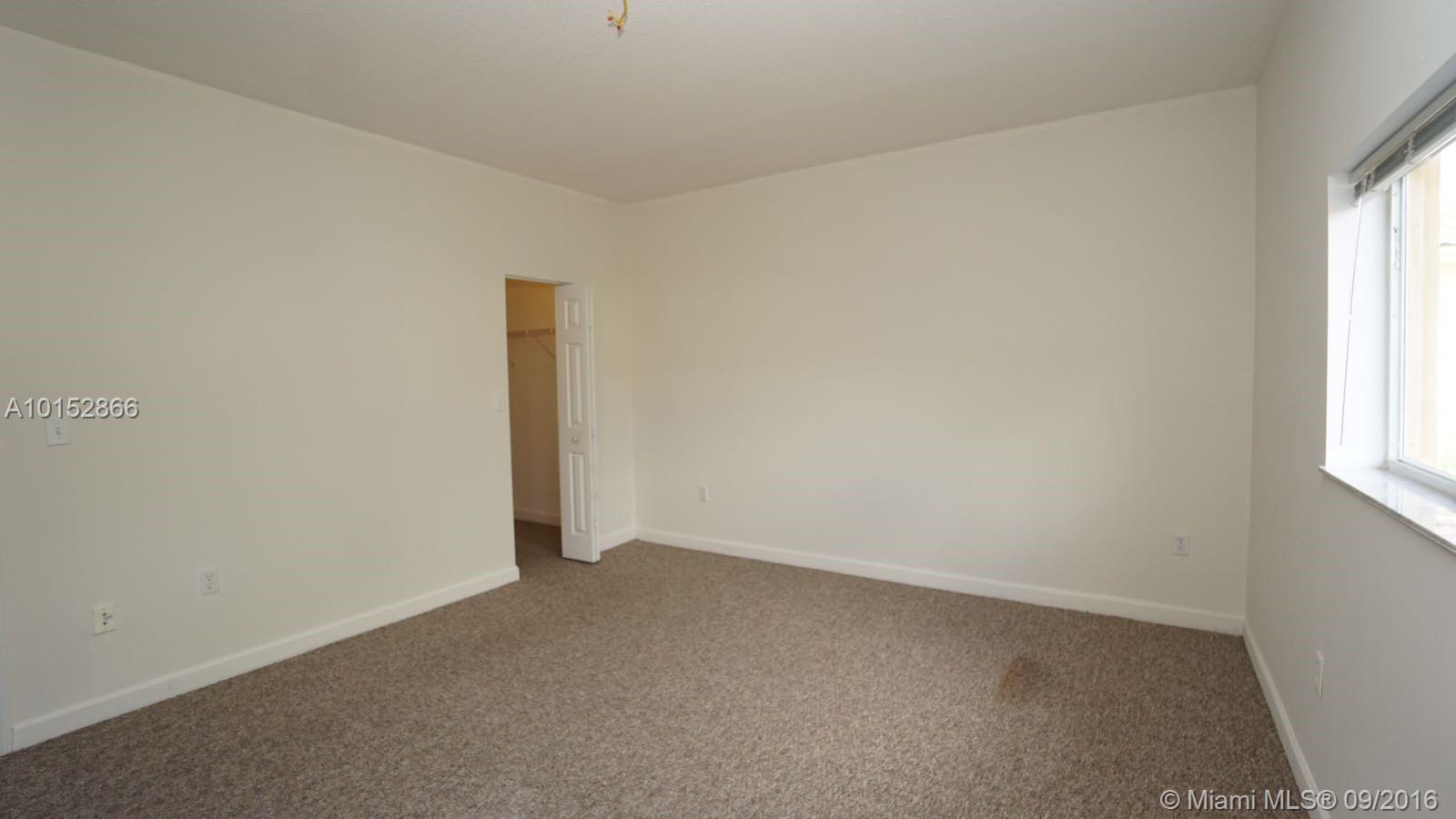 Venezia Lakes - Residential Lease