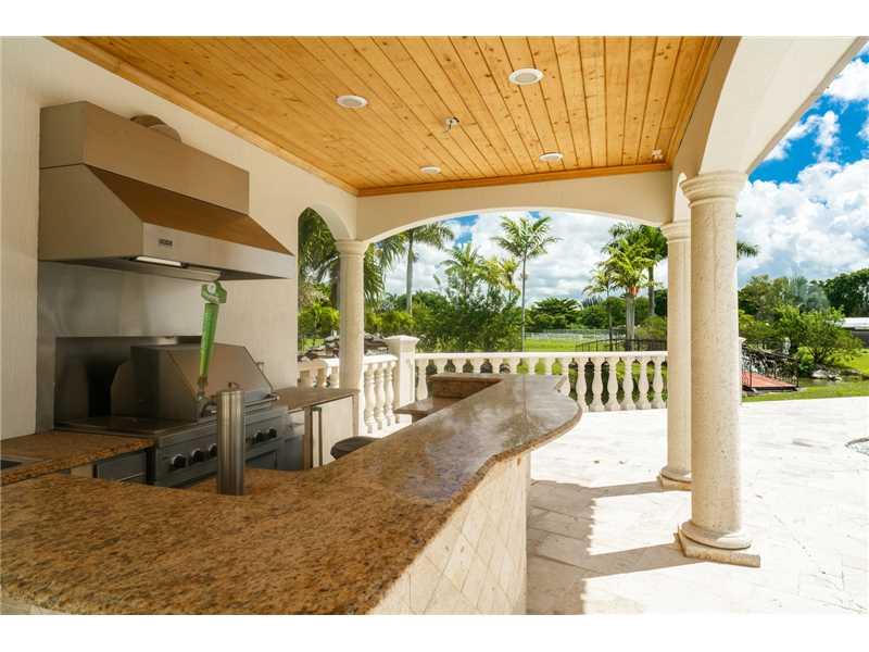 24 54 39   4.64 AC BIRD R - Residential