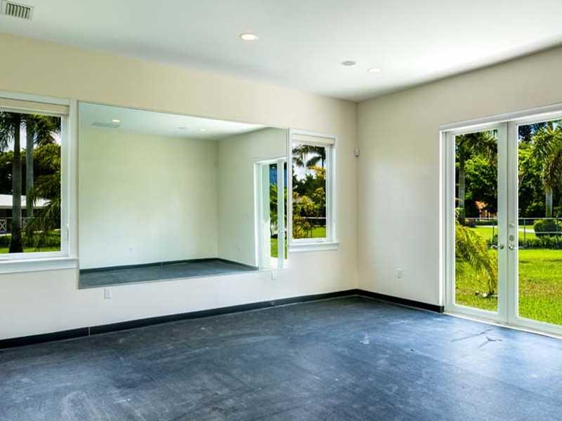 24 54 39   4.64 AC BIRD R - Residential